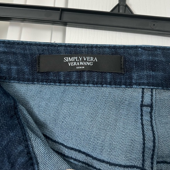 Simply Vera Vera Wang | dark blue straight leg mid rise jeans - 10 - Picture 6 of 8